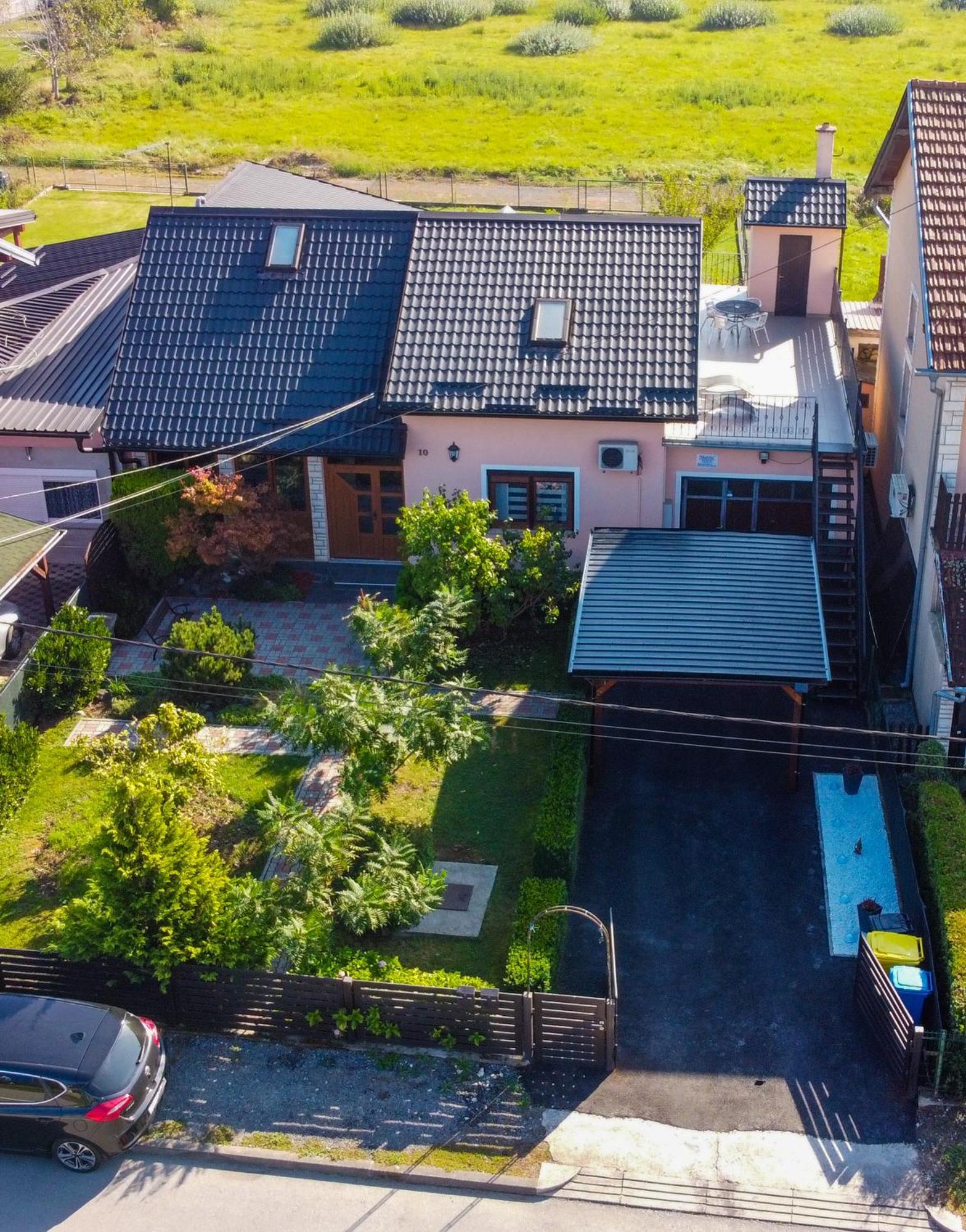 Apartment Oaza